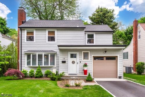 19 Plymouth Pl, Roseland, NJ, 07068-1308 | Card Image