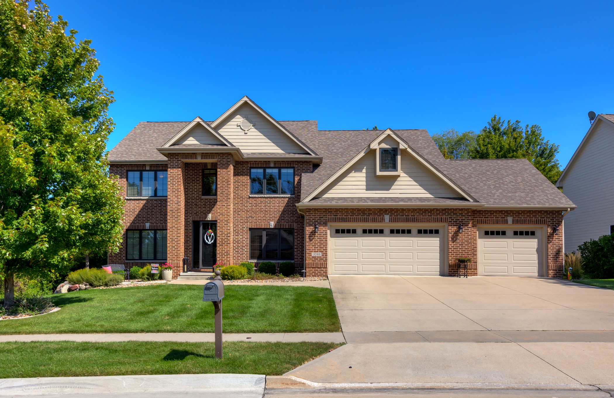 150th St, Urbandale, IA 50323