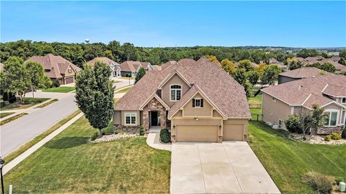 4517 N Sienna Rdg, Riverside, MO, 64150 | Card Image