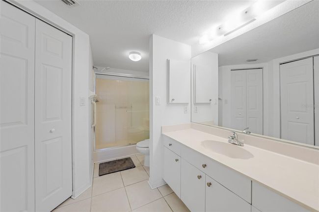 APT-2101 - 5725 Greenwood Ave, Condo with 2 bedrooms, 2 bathrooms and null parking in NORTH PORT FL | Image 17