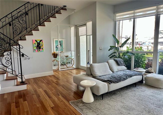 STE-4M - 400 Alton Rd, Condo with 1 bedrooms, 2 bathrooms and null parking in Miami Beach FL | Image 6
