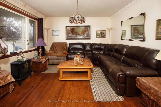 7 St Marys St N, House other with 3 bedrooms, 4 bathrooms and 2 parking in Perth ON | Image 4