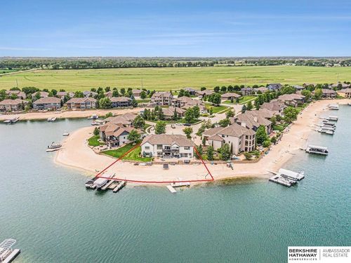 3905 N 269th Cir, Valley, NE, 68064-4435 | Card Image