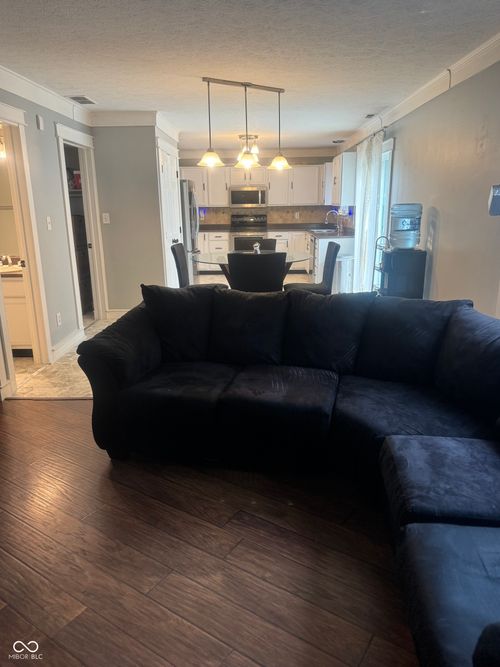 7425 Buttonbush Ct, Indianapolis, IN, 46254-3275 | Card Image