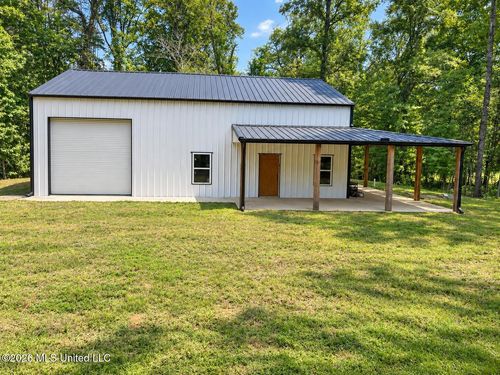 12718 Pittman Rd, Saint Francisville, LA, 70775-6236 | Card Image