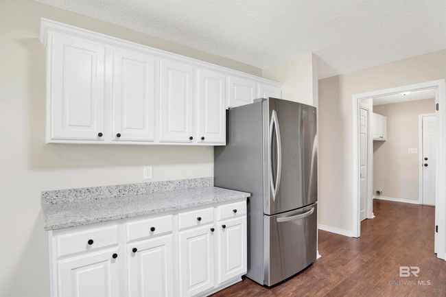 Kitchen | Image 10