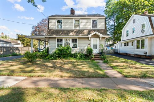 16 Shoreham Rd, New Haven, CT, 06512-4020 | Card Image
