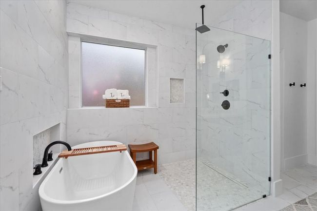 19419 Creek Run Dr, House other with 4 bedrooms, 4 bathrooms and 3 parking in Spring TX | Image 25
