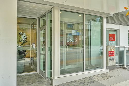 210-2508 Fraser St, Vancouver, BC, V5T3V4 | Card Image