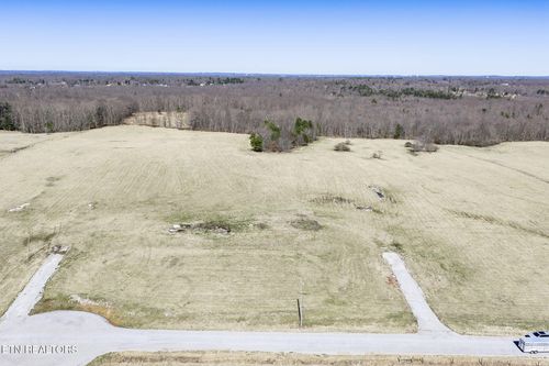 3 Nicholson Drive, Crossville, TN, 38572 | Card Image