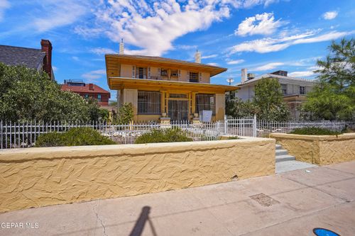 1207 E Rio Grande Ave, El Paso, TX, 79902-4751 | Card Image