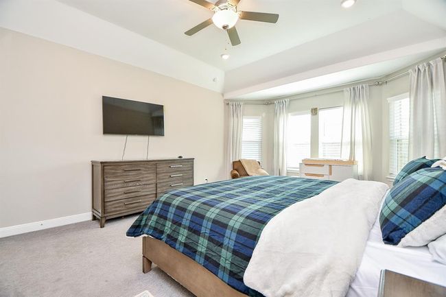 2626 Summer Indigo Trl, House other with 5 bedrooms, 3 bathrooms and 2 parking in Pearland TX | Image 21