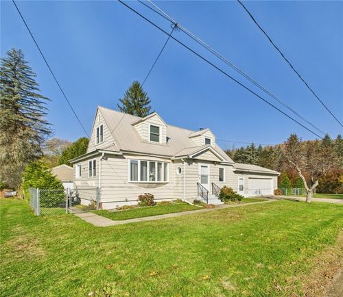 9 N 3rd St, Bradford, PA, 16701-3336 | Card Image