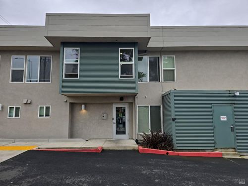 unit-108-2401 Broadway St, Vallejo, CA, 94589-1590 | Card Image