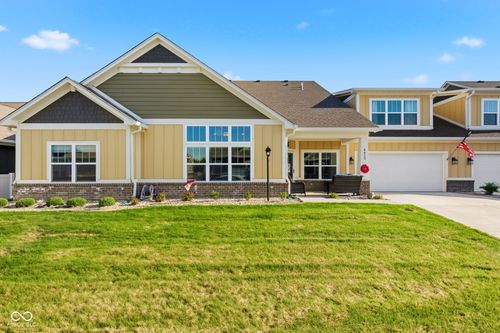 4423 W Preserve Pass, New Palestine, IN, 46163-5520 | Card Image