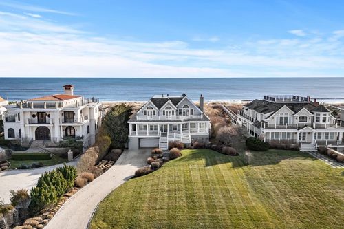 47 Dune Rd, Southampton, NY, 11968-4714 | Card Image