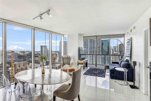 apt-4015-475 Brickell Ave, Miami, FL, 33131-2705 | Card Image