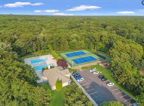 11 Cranberry Cir, Medford, NY, 11763-1569 | Card Image