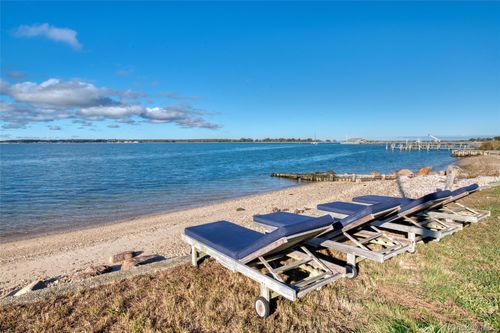 152 King St, Orient, NY, 11957-1207 | Card Image