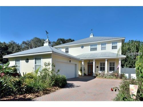 11949 Riverhills Dr, TEMPLE TERRACE, FL, 33617-1819 | Card Image