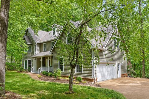 3908 Ivory Ave, Signal Mountain, TN, 37377-3470 | Card Image