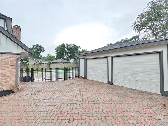 Garage | Image 46
