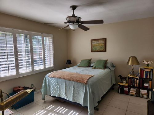 apt-208c-9 Ne 19th Ct, Wilton Manors, FL, 33305-1093 | Card Image