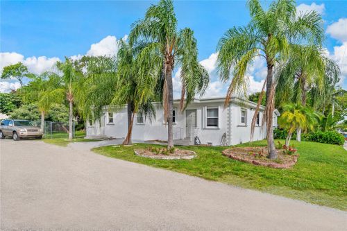 1229 S M Street, Lake Worth Beach, FL, 33460 | Card Image