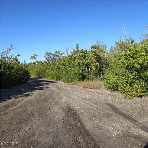 13686 Ficus Tree Ln, BOKEELIA, FL, 33922 | Card Image
