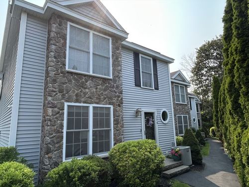 39 Albacore Way, Portsmouth, NH, 03801 | Card Image