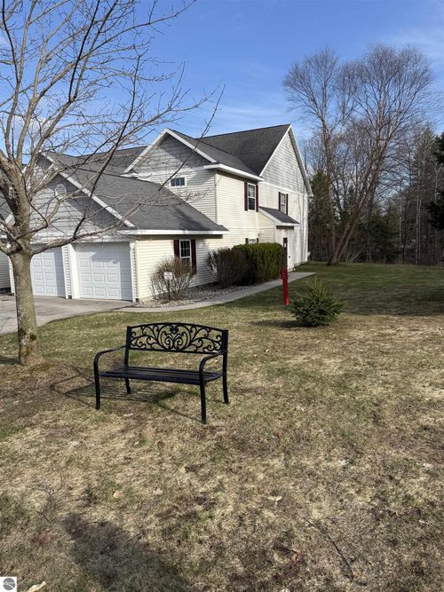 13-2068 Chelsea Ln, Traverse City, MI, 49685-7084 | Card Image