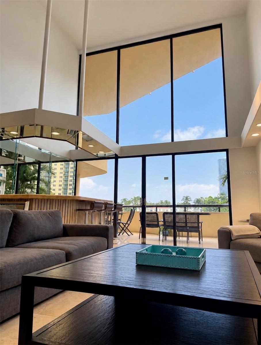 Residential in AVENTURA