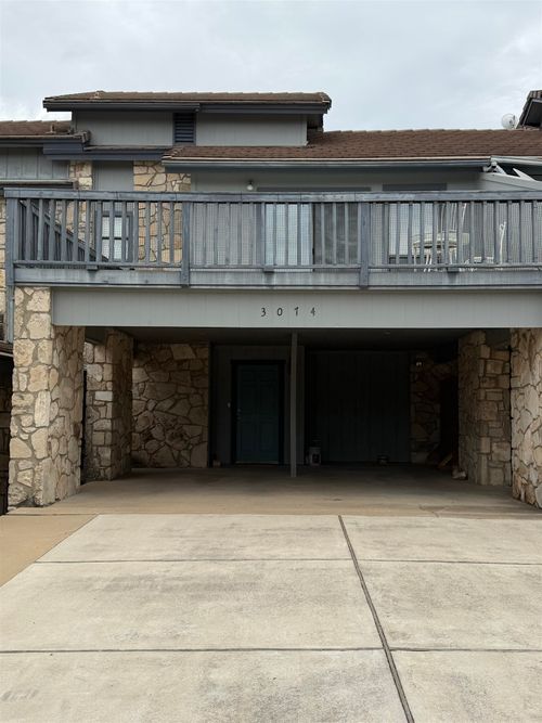 307 Crest Vw, Horseshoe Bay, TX, 78657-6103 | Card Image
