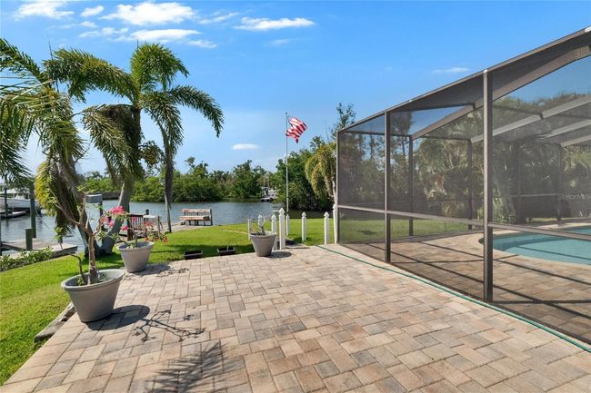 6530 Manila Palm Way, House other with 4 bedrooms, 2 bathrooms and null parking in APOLLO BEACH FL | Image 52