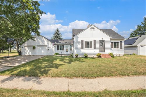 5719 Park Ave, Hudsonville, MI, 49426-1011 | Card Image