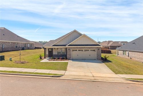 1972 Hidden Lakes Dr, OPELIKA, AL, 36801-9817 | Card Image