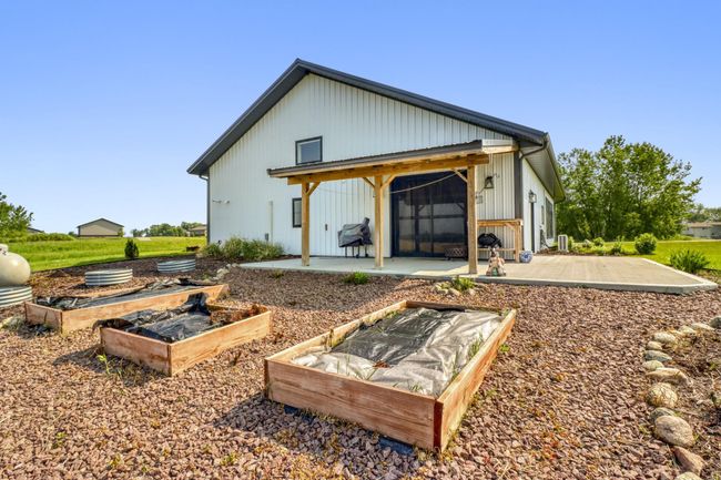 Backyard1_3.JPG | Image 21