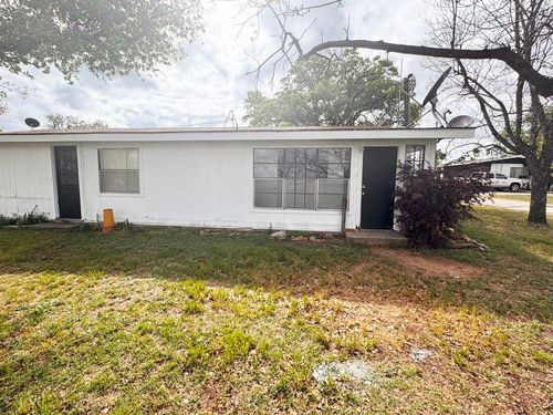 105 Lake Breeze Dr, Buchanan Dam, TX, 78609-4454 | Card Image