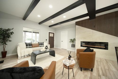 3060 7th St, Ceres, CA, 95307-3734 | Card Image