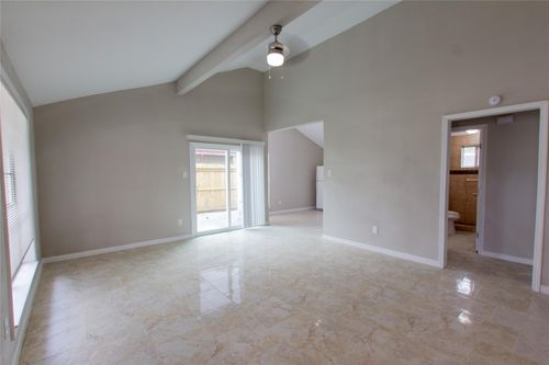 3515 Mattingham Drive, Houston, TX, 77066 | Card Image