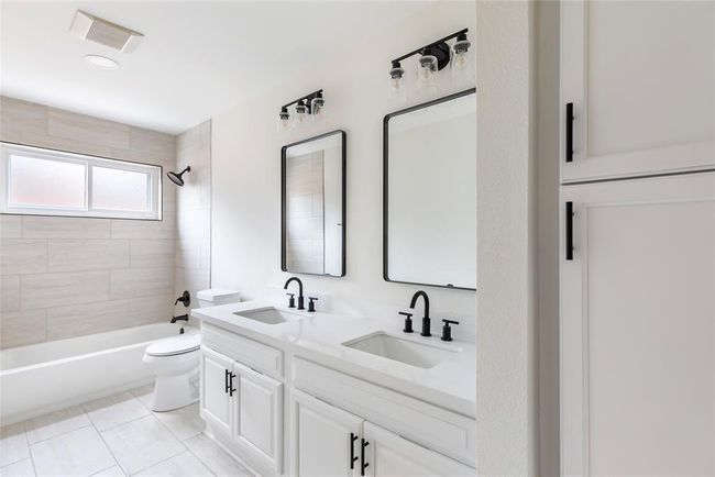 4403 Hickory Downs Dr, House other with 3 bedrooms, 2 bathrooms and 2 parking in Houston TX | Image 25