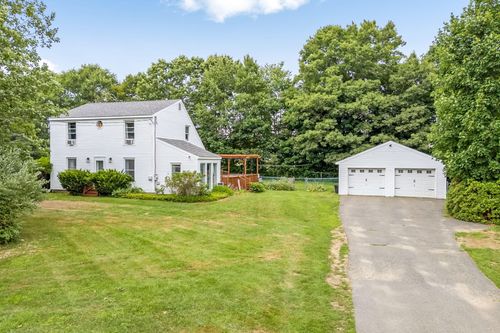 27 Bradford Ln, China, ME, 04358-5036 | Card Image