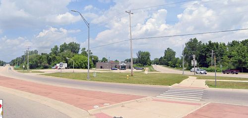 4417 Remembrance Rd Nw, Grand Rapids, MI, 49534-1121 | Card Image