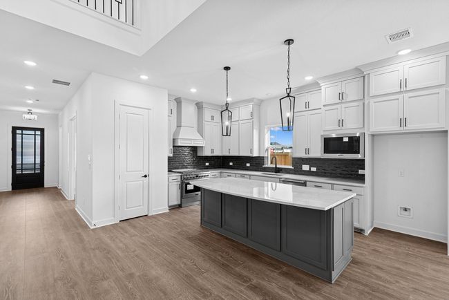 13726 Tranquila Vista Dr, House other with 4 bedrooms, 5 bathrooms and 3 parking in Cypress TX | Image 9
