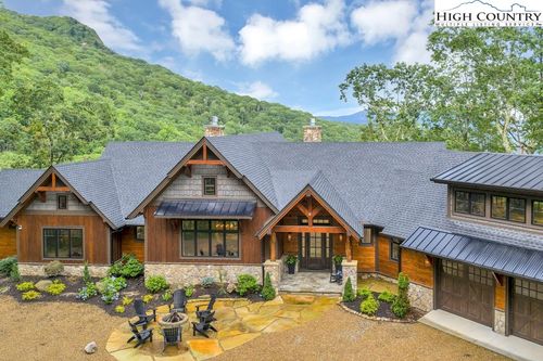 281 Lodge Woods Trl, Banner Elk, NC, 28604 | Card Image
