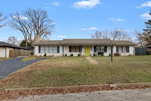 112 Aleta Dr, Palestine, TX, 75801-5802 | Card Image