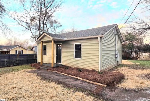 10 Oconee Ave, Greenville, SC, 29617-2822 | Card Image