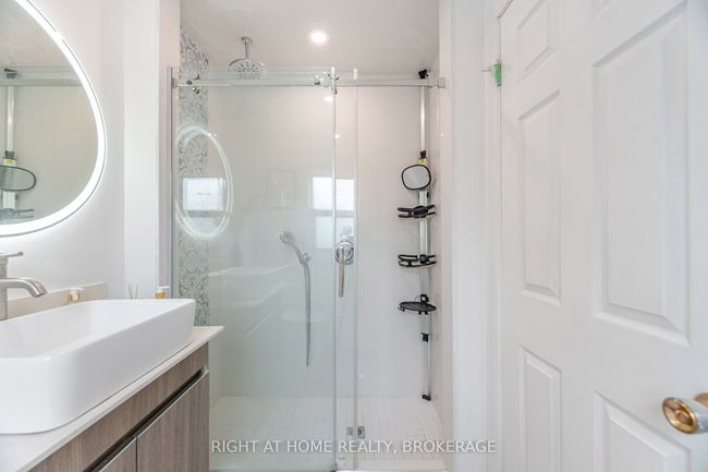 86 Glasgow St, House other with 4 bedrooms, 3 bathrooms and 4 parking in Kitchener ON | Image 19