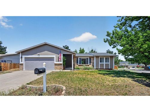 4052 S Argonne Way, Aurora, CO, 80013-3604 | Card Image