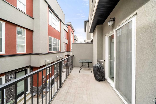 112 - 133 23 Ave Ne, Townhouse with 2 bedrooms, 4 bathrooms and 2 parking in Calgary AB | Image 9